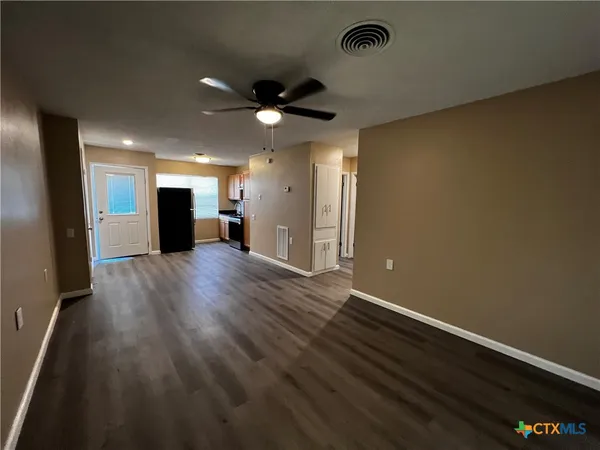 $1,250 | 200 Olsens Acres, Unit D2, Wimberley, TX 78676