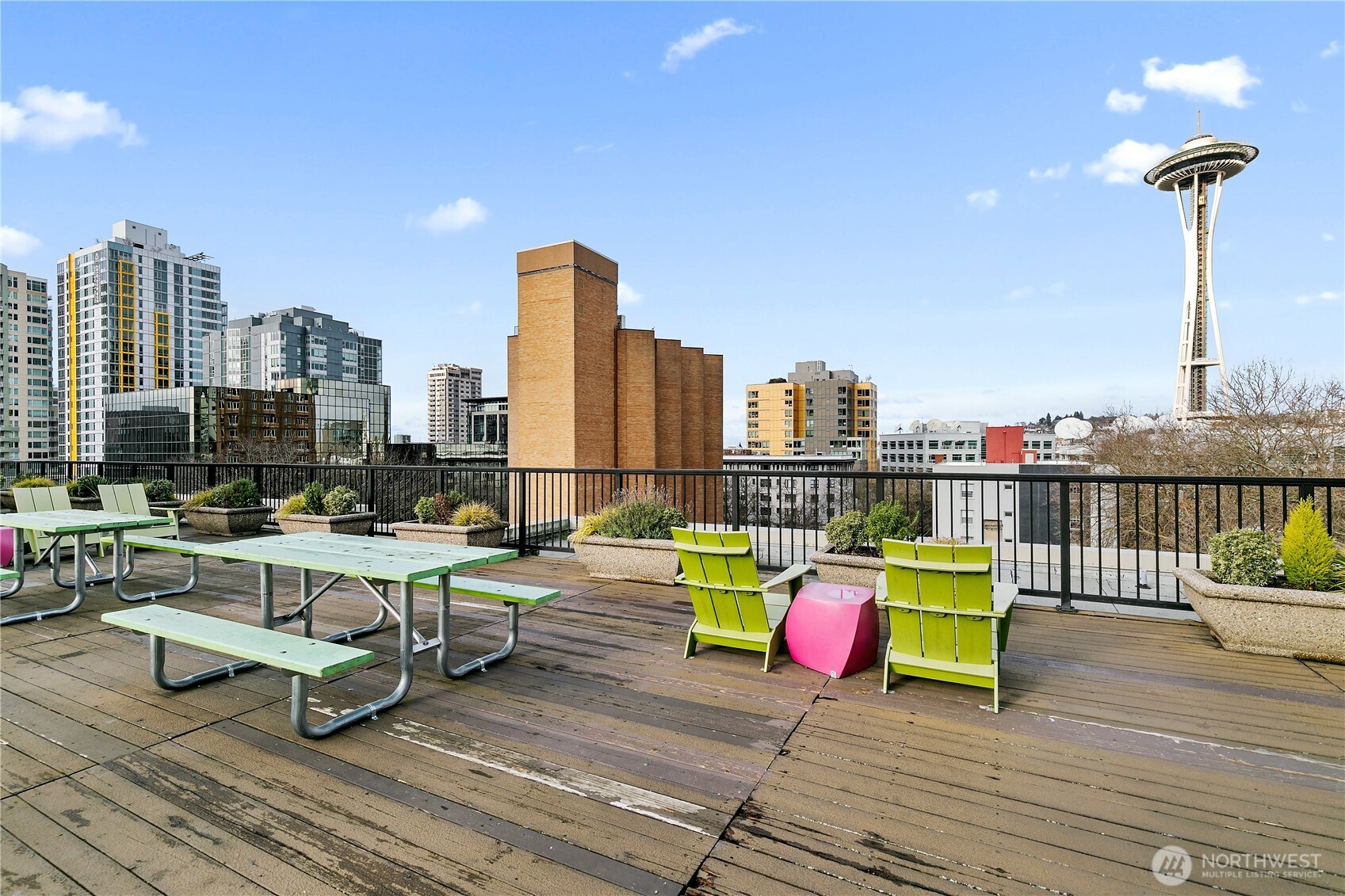 425 Vine Street, Unit 610 Seattle, WA 98121 - Photo 21 of 32