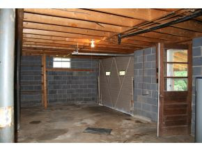 122 Nanny Goat Hill Road Elizabethton, TN 37643 - Photo 9 of 10 BASEMENT VIEW 2