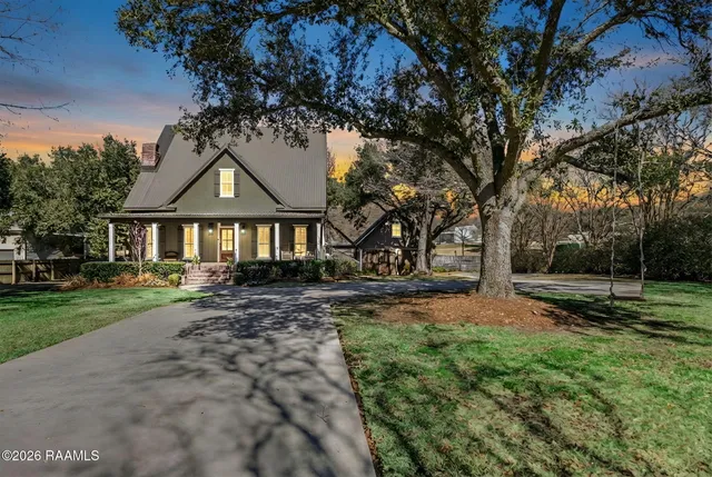 $675,000 | 1136 Donnell Road, Broussard, LA 70518