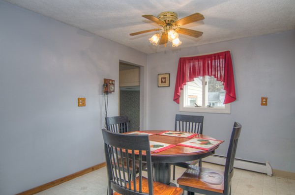 24 Sunflower Road Holbrook, MA 02343 - Photo 4 of 16 Gallery Image 4