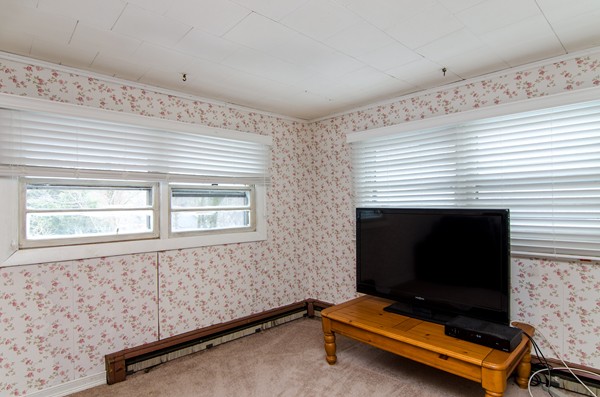 24 Sunflower Road Holbrook, MA 02343 - Photo 6 of 16 Gallery Image 6