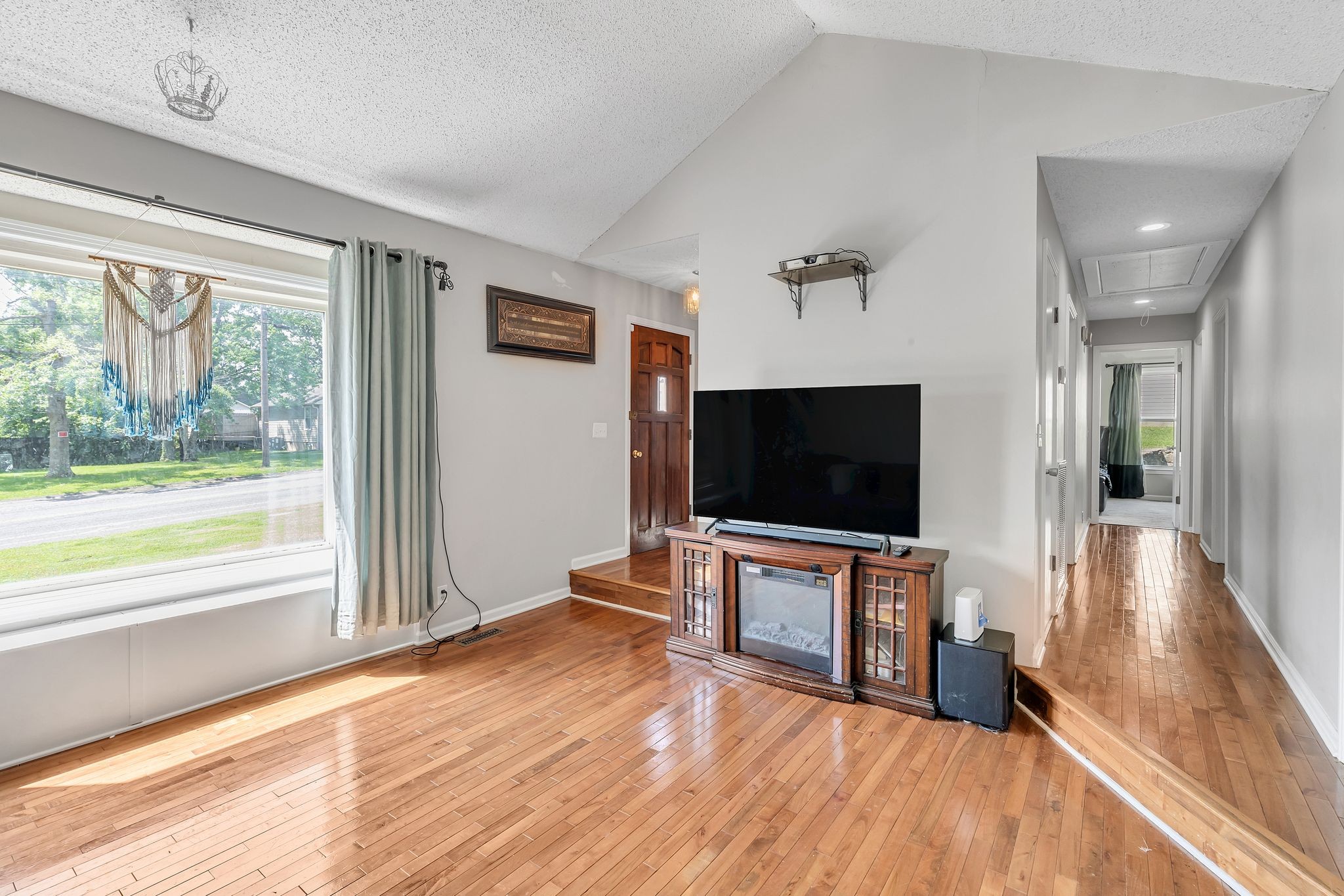 1141 Apple Valley Road Madison, TN 37115 - Photo 6 of 33
