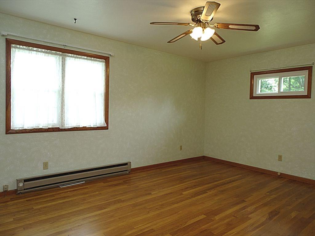 190 Deerfield Road Washington, PA 15301 - Photo 12 of 25 Master Bedroom with gleaming hardwood floor & custom wall paint in a faux finish...