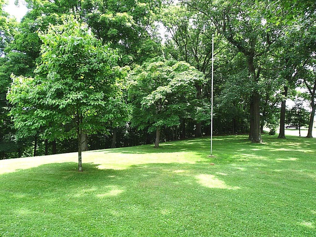 190 Deerfield Road Washington, PA 15301 - Photo 4 of 25 Level front yard with many mature trees