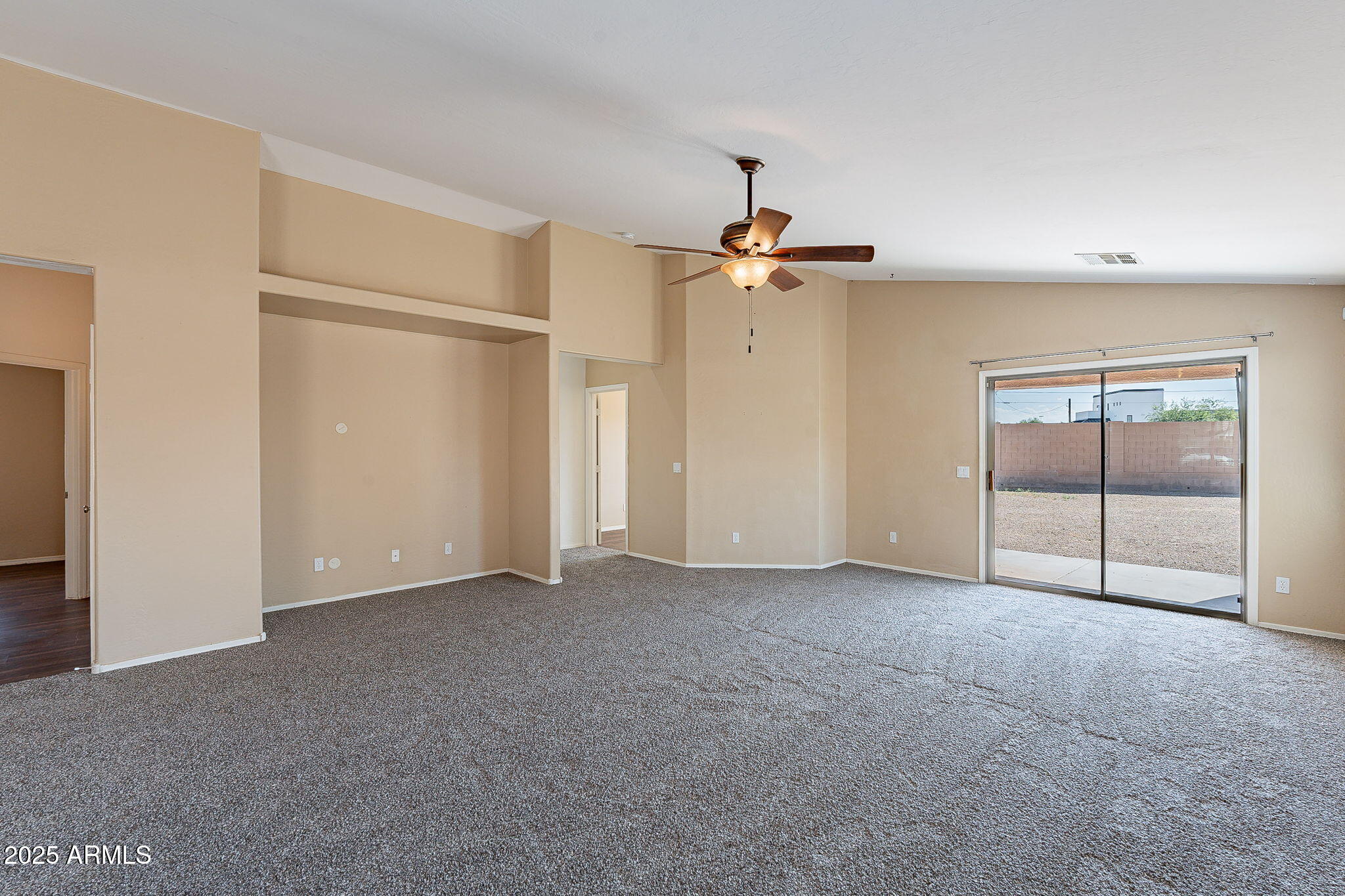 19443 North Madison Road Maricopa, AZ 85139 - Photo 6 of 43 Gallery Image 6