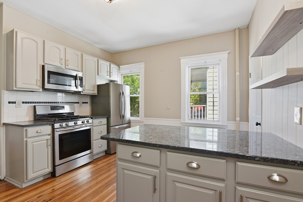422 Trapelo Road, Unit 2 Belmont, MA 02478 - Photo 1 of 20