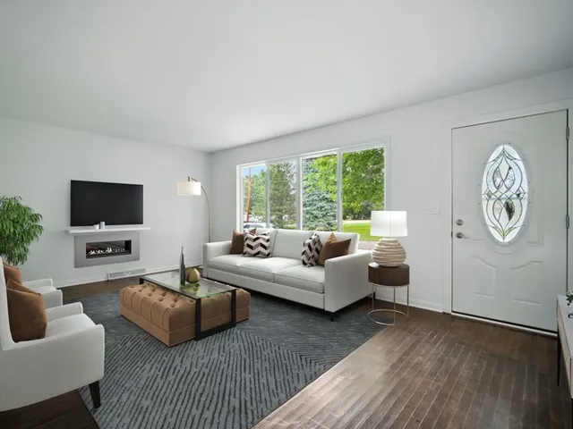 $344,950 | 422 Damon Street, Marengo, IL 60152