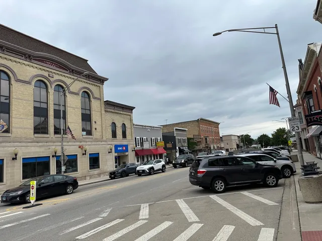 $339,950 | 422 Damon Street, Marengo, IL 60152