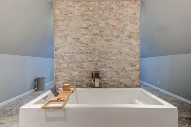 $548,880 | 2698 Benchmark Drive, Princeton, IN 47670