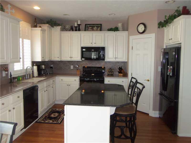 1724 Mink Court Pendleton, IN 46064 - Photo 5 of 7 Gallery Image 5
