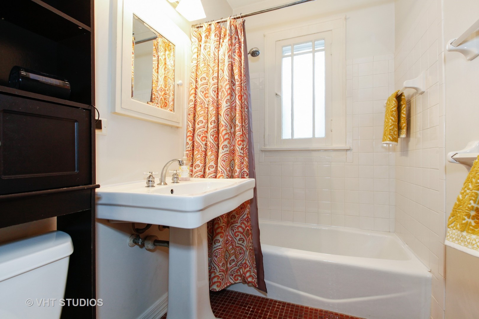 27W328 Roosevelt Road Winfield, IL 60190 - Photo 16 of 24 Gallery Image 16