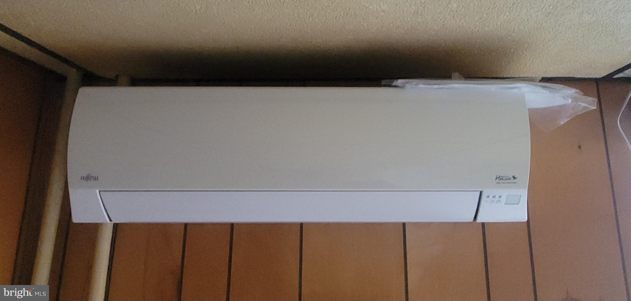 511 Mount Olive Blvd. Shenandoah, PA 17976 - Photo 14 of 34 a view of room