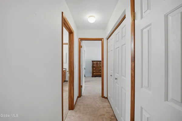 $219,900 | 824 Ridge Circle, Troy, NY 12182