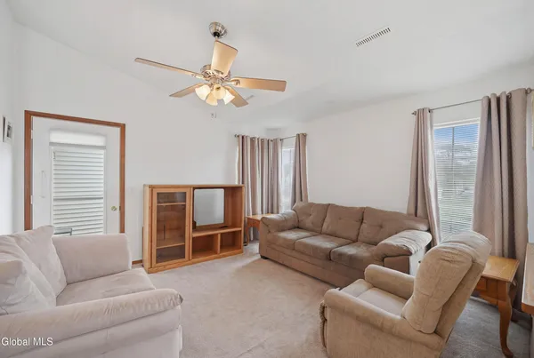 $219,900 | 824 Ridge Circle, Troy, NY 12182