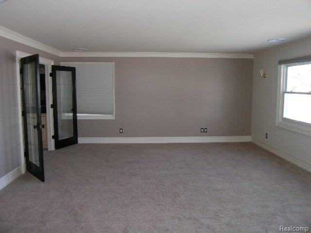 693 Lake Shore Road Grosse Pointe, MI 48236 - Photo 12 of 24 693 LAKESHORE 014