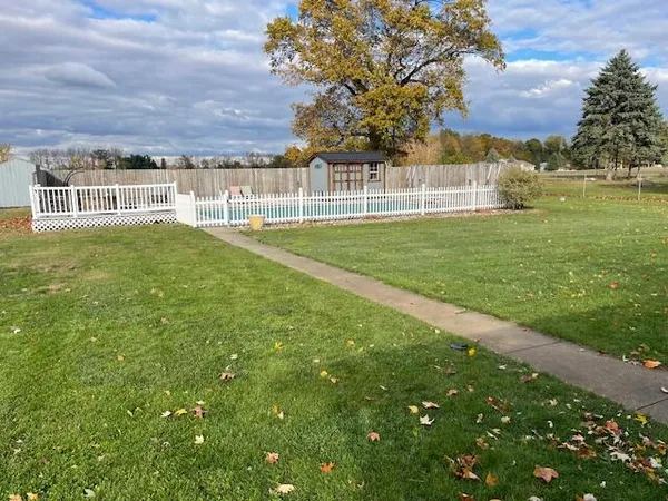 $349,900 | 232 Lynbrook Drive, Coldwater, MI 49036
