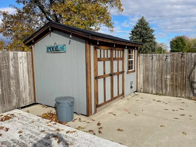 $359,900 | 232 Lynbrook Drive, Coldwater, MI 49036