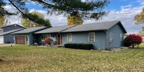 $349,900 | 232 Lynbrook Drive, Coldwater, MI 49036