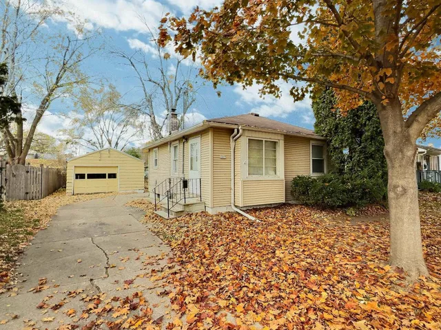 $160,000 | 1317 Hazel Street, Oshkosh, WI 54901