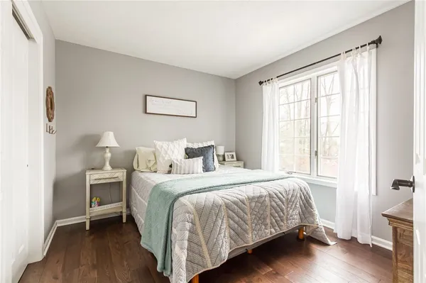 $595,000 | 26 Pewter Rock, Penfield, NY 14580