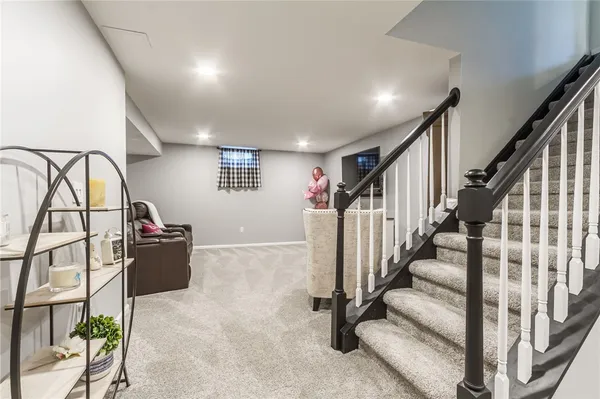 $595,000 | 26 Pewter Rock, Penfield, NY 14580