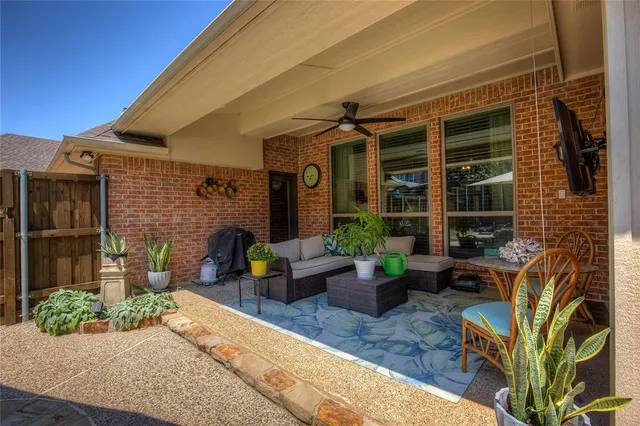 $699,900 | 826 Hunters Glen, Rockwall, TX 75032