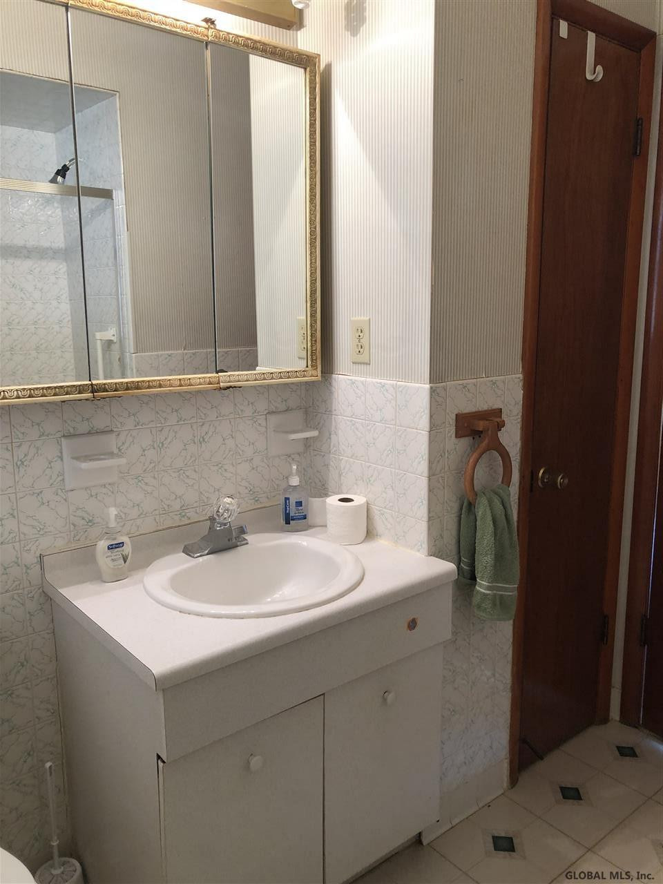 159 Boght Road Colonie, NY 12189 - Photo 17 of 21 Photo 17
