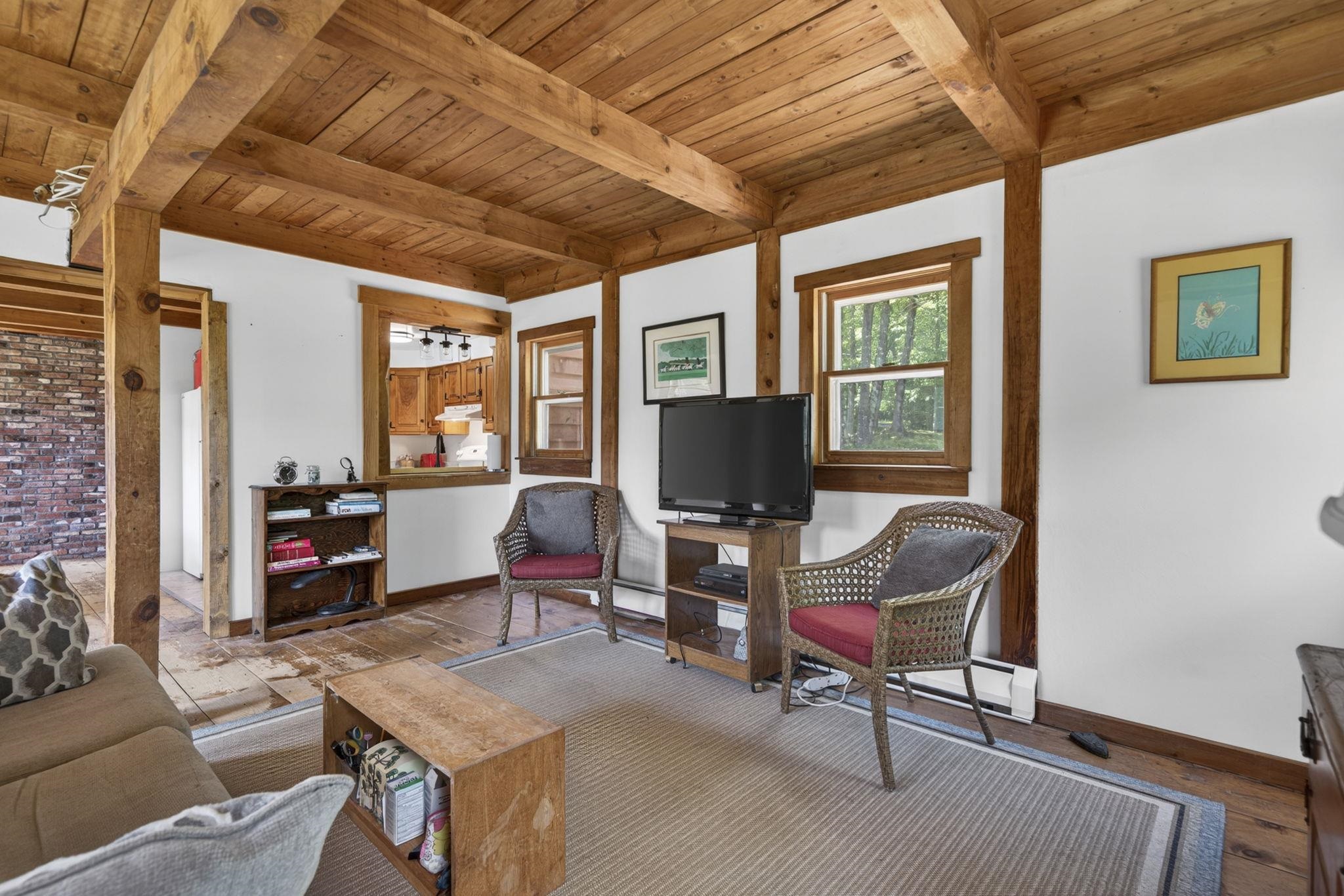 133 Hackett Hill Road Hooksett, NH 03106 - Photo 23 of 55
