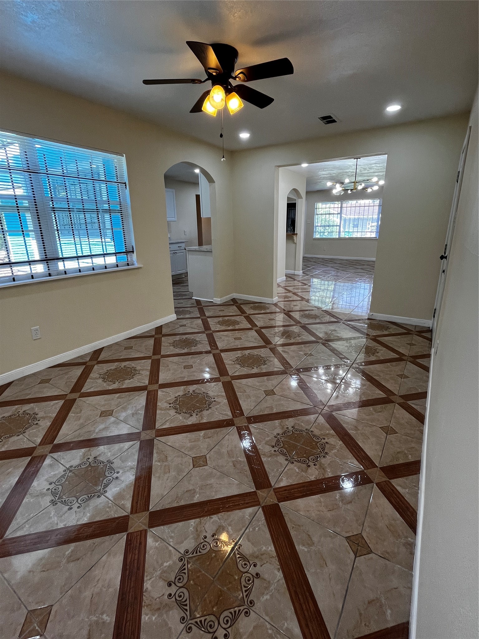 3163 Roe Drive Houston, TX 77087 - Photo 29 of 47 a very nice looking room with a large window