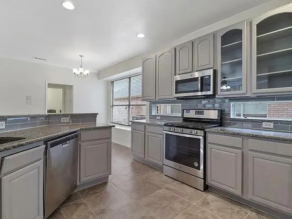 $3,000 | 1525 Dimmit Drive, Carrollton, TX 75010