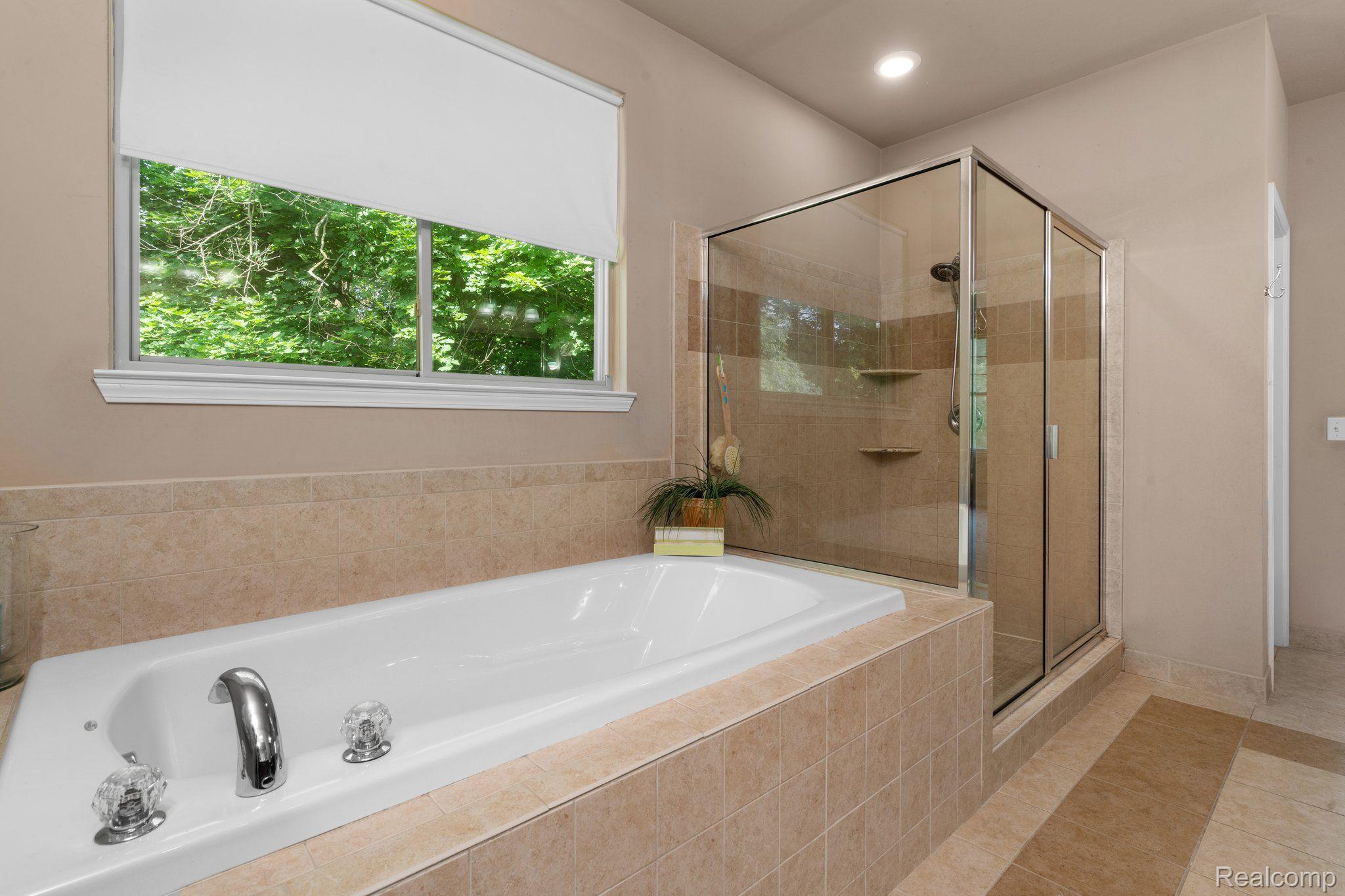 49650 West 9 Mile Road Novi, MI 48374 - Photo 15 of 33 Gallery Image 15