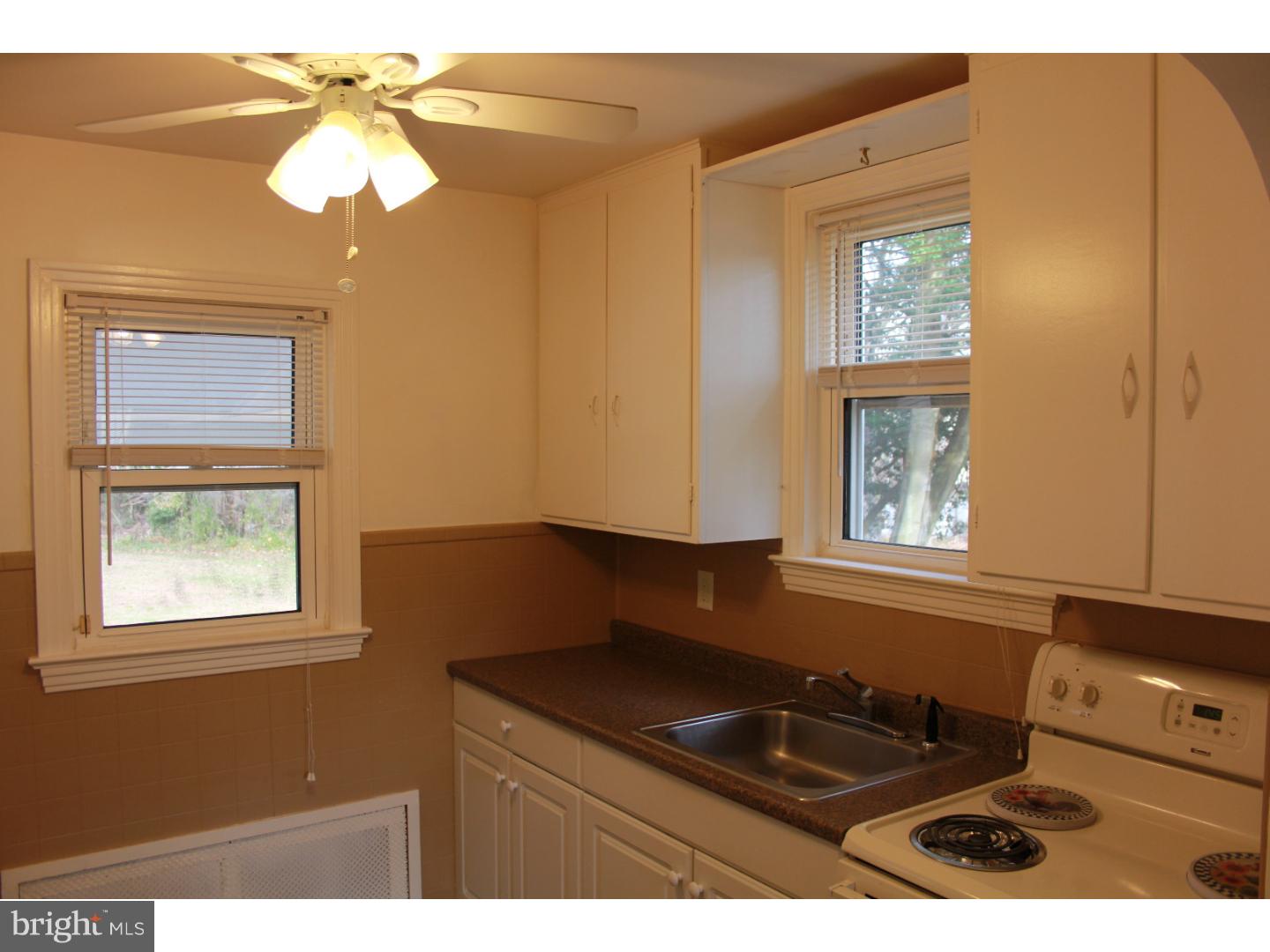 453 Chapel Heights Road Sewell, NJ 08080 - Photo 14 of 23