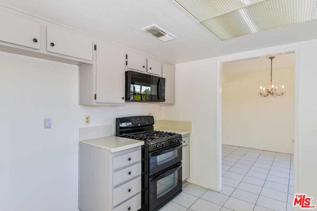 320 West Renwick Road Azusa, CA 91702 - Photo 14 of 25 Gallery Image 14