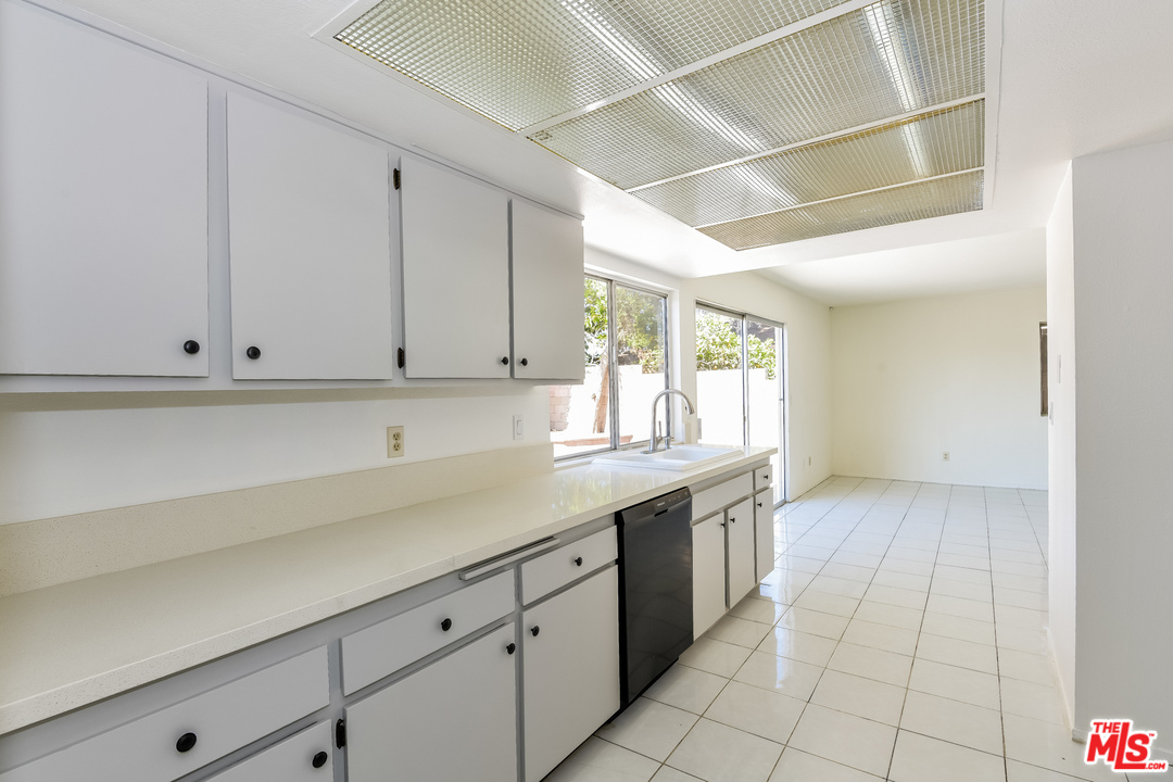 320 West Renwick Road Azusa, CA 91702 - Photo 16 of 25 Gallery Image 16