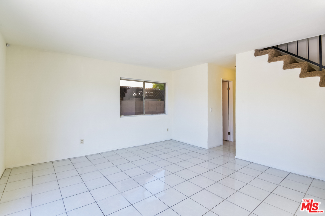 320 West Renwick Road Azusa, CA 91702 - Photo 10 of 25 Gallery Image 10