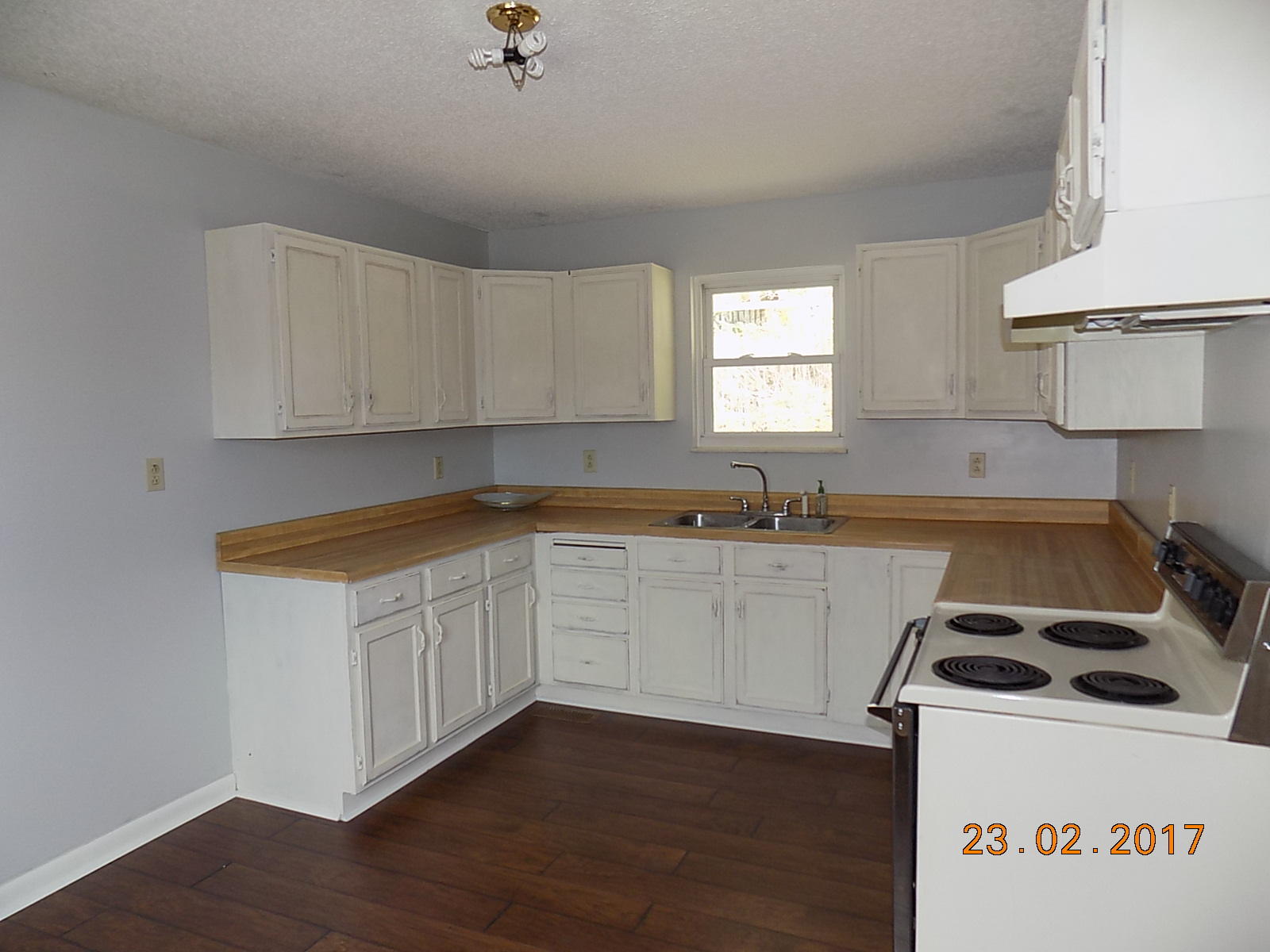 818 Mehaffey Road Powell, TN 37849 - Photo 7 of 13 DSCN4593