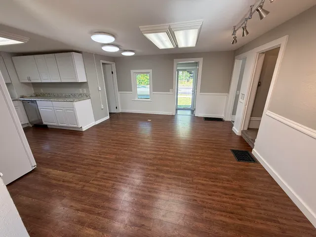 $349,000 | 203 Linn Street, Baraboo, WI 53913