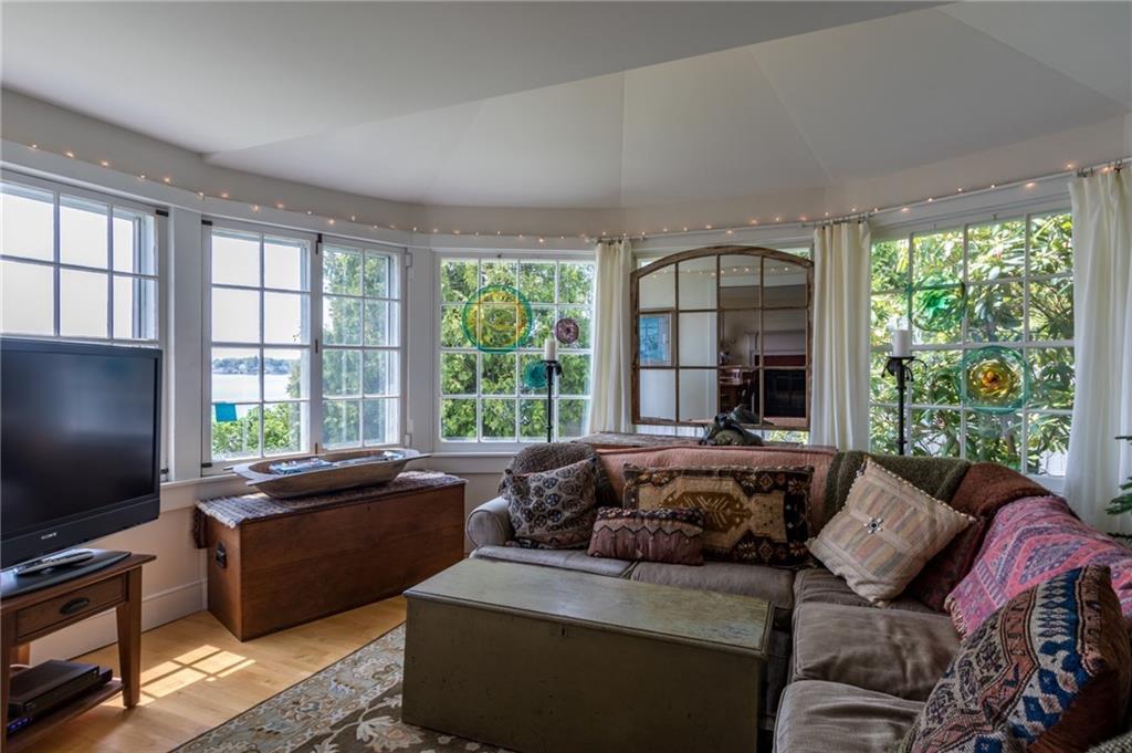 9 Bowen Road Kittery, ME 03904 - Photo 8 of 30 Photo