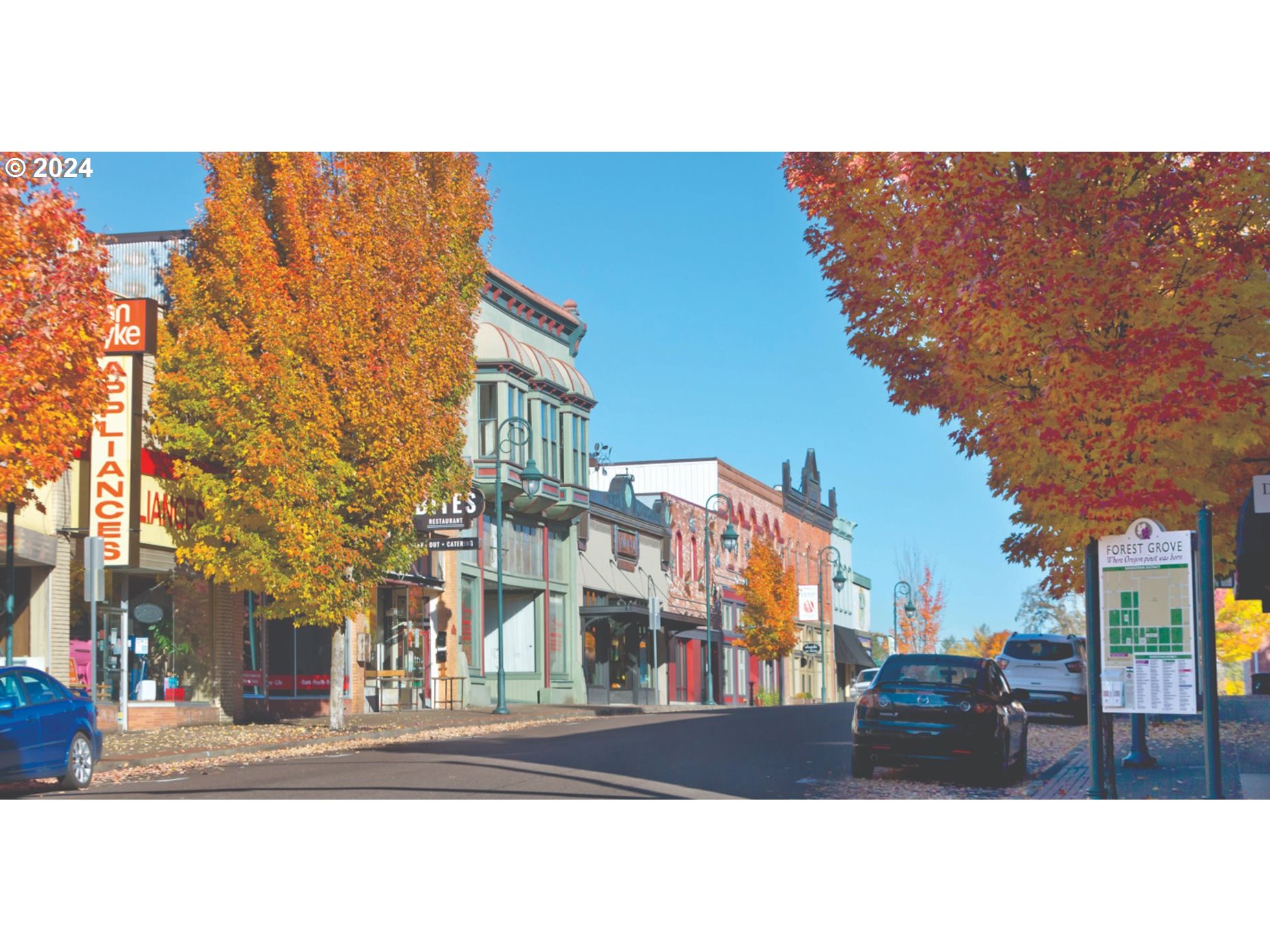847 Glade Avenue Forest Grove, OR 97116 - Photo 16 of 20 a view of a building and a street