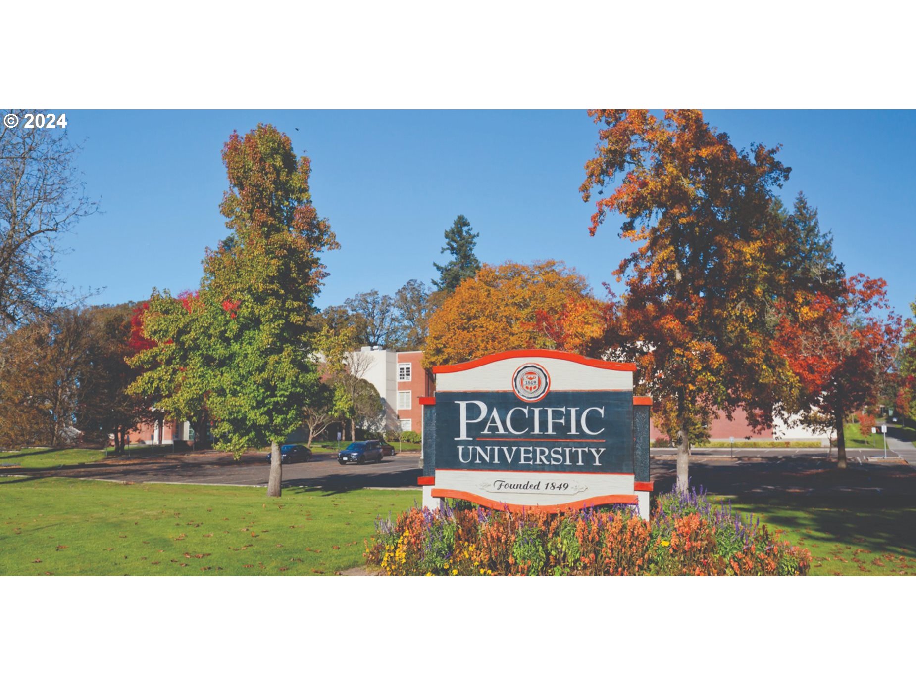 847 Glade Avenue Forest Grove, OR 97116 - Photo 18 of 20 a black and white photo of a park