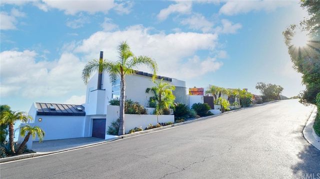 $10,700,000 | 1125 Emerald Bay, Laguna Beach, CA 92651