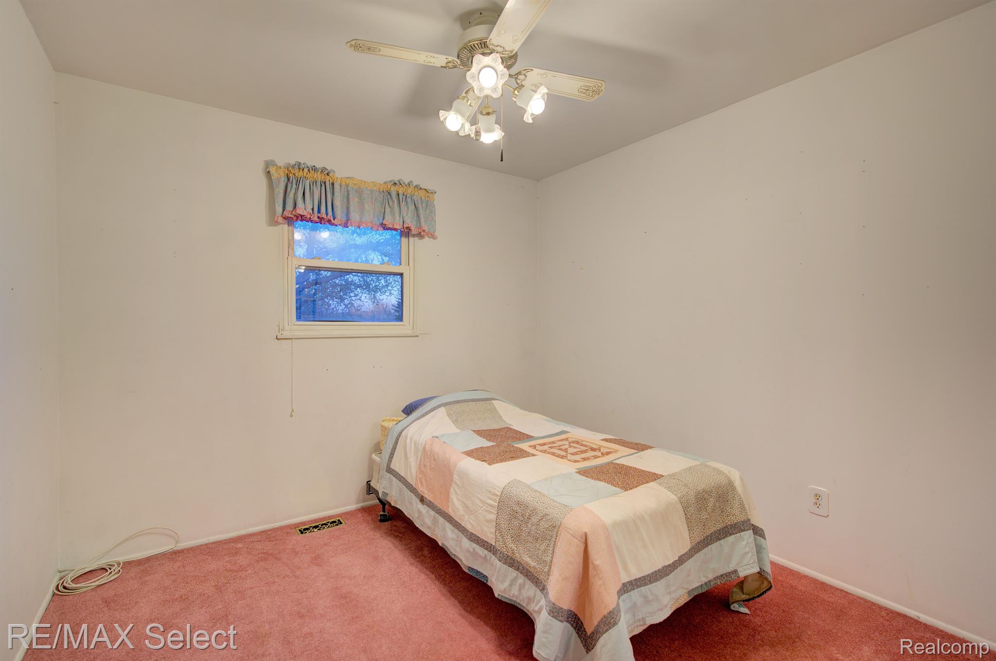 1424 South Graham Road Flint, MI 48532 - Photo 21 of 32 Gallery Image 21