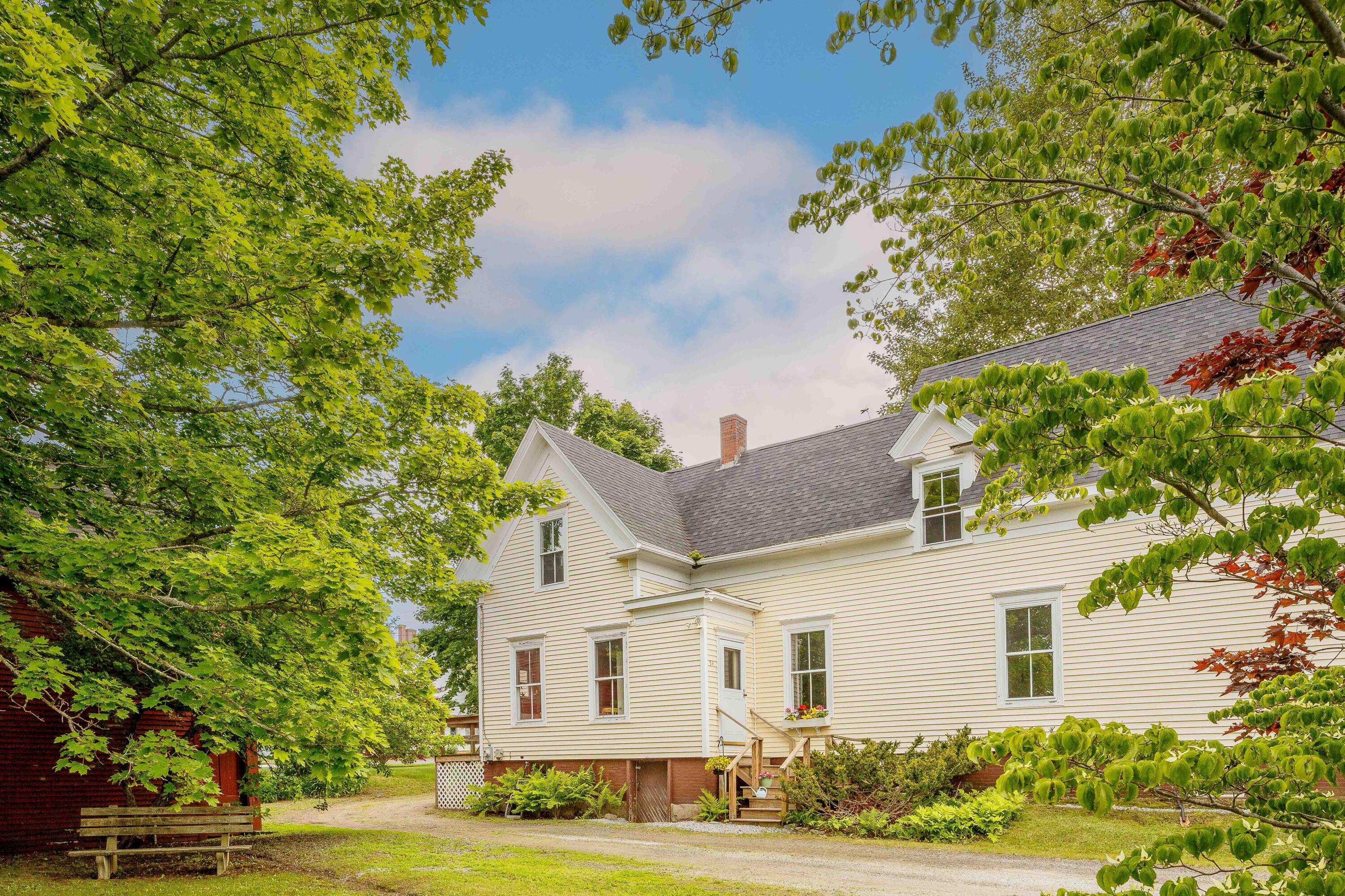 54 Main Street St. George, ME 04860 - Photo 9 of 62 .