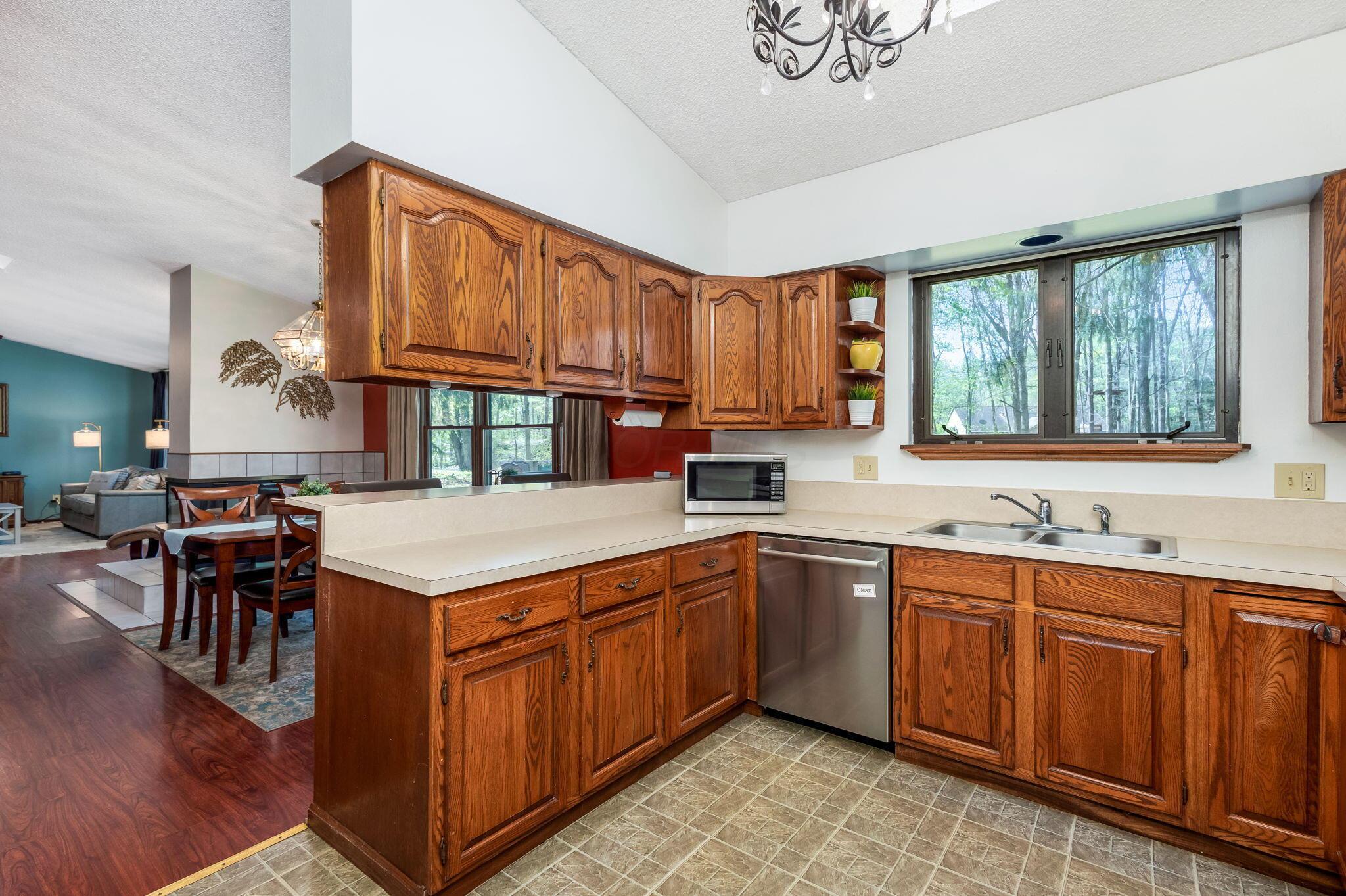 205 Forward Pass Road Southwest Pataskala, OH 43062 - Photo 21 of 62 21-web-or-mls-G02A9795