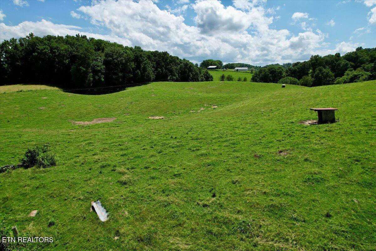 187 Van Huss Road Rose Hill, VA 24281 - Photo 35 of 44 33-DJI_0678