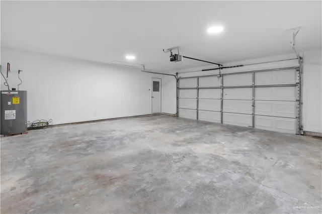 $1,900 | 6213 North 17th Street, McAllen, TX 78504