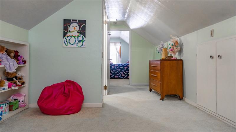49 George Jr Road Grove City, PA 16127 - Photo 20 of 25 This view shows the built in's and the layout of the 2nd floor