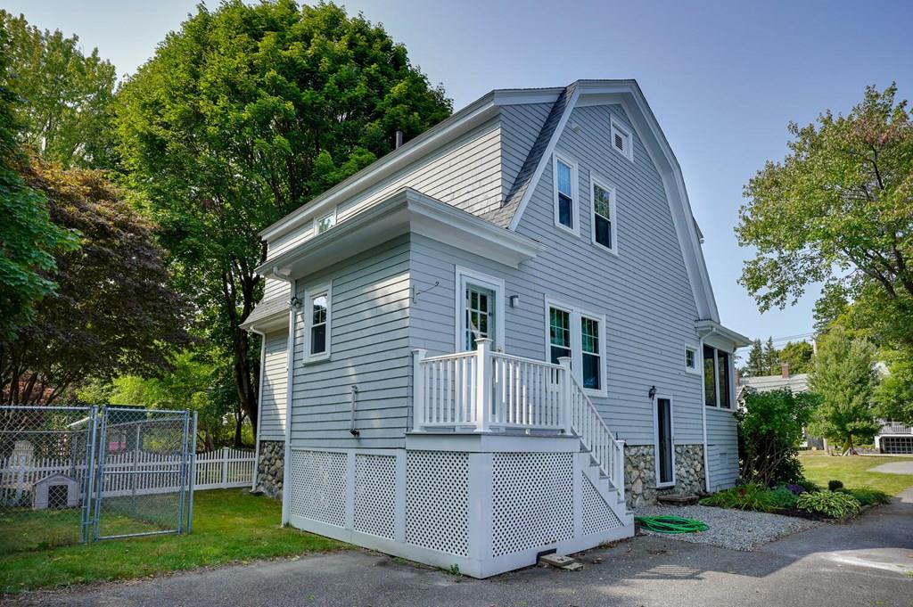 276 Appleton Street Arlington, MA 02476 - Photo 3 of 28 Gallery Image 3