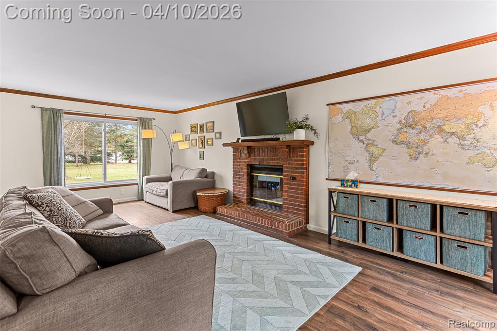 6374 Rickett Road Brighton, MI 48116 - Photo 3 of 73 Gallery Image 3